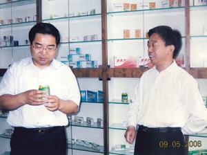 2006年5月9日，時任洛陽市市長連維良到我公司考察